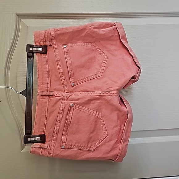 LC Lauren Conrad jean shorts peachy pink in color - Picture 2 of 4